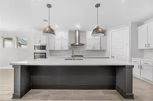 2915 Sweet Honey Ln, Fulshear, TX 77423 - Photo 5