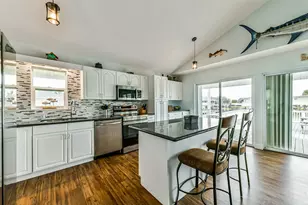 16542 E Bayside Way, Galveston, TX 77554 - Photo 13