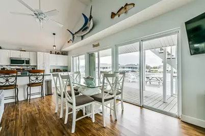 16542 E Bayside Way, Galveston, TX 77554 - Photo 15