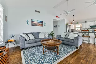 16542 E Bayside Way, Galveston, TX 77554 - Photo 9