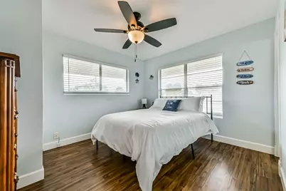 16542 E Bayside Way, Galveston, TX 77554 - Photo 19