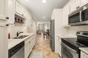 7000 Seawall Blvd, Galveston, TX 77551 - Photo 9