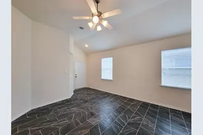 13711 Aragon Meadow Lane, Houston, TX 77049 - Photo 5