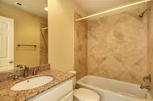 1717 Spring St, Houston, TX 77007 - Photo 13