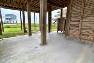 2506 Howell, Crystal Beach, TX 77650 - Photo 7