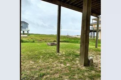 2506 Howell, Crystal Beach, TX 77650 - Photo 9