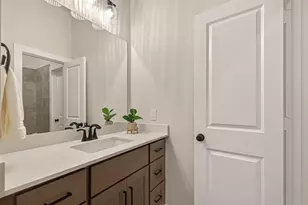 8818 Blue Grotto Ln, Manvel, TX 77578 - Photo 37