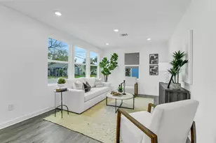 110 Harris Ct, Houston, TX 77009 - Photo 13