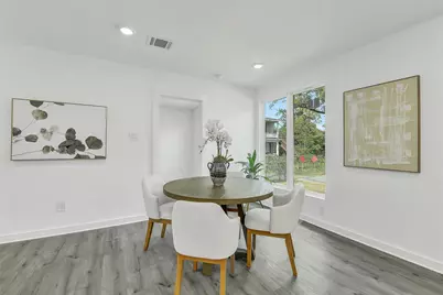 110 Harris Court, Houston, TX 77009 - Photo 11