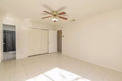 10927 Spanish Grant Drive, Sugar Land, TX 77498 - Photo 13