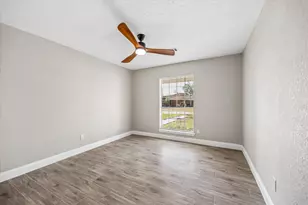 11027 Sagehill Dr, Houston, TX 77089 - Photo 15