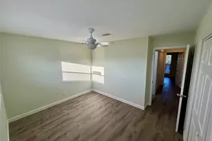 794 Marlin St, Bayou Vista, TX 77563 - Photo 13