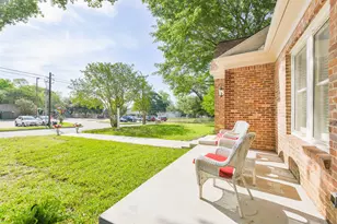 802 S Day St, Brenham, TX 77833 - Photo 45