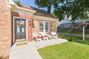 802 S Day St, Brenham, TX 77833 - Photo 3