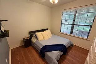 1448 S Blue Bonnet Ln, Angleton, TX 77515 - Photo 17