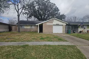 1416 Bennett Dr, Pasadena, TX 77503 - Photo 1