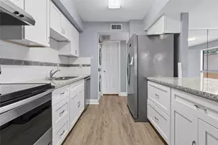 17202 Imperial Valley Dr, Houston, TX 77060 - Photo 7