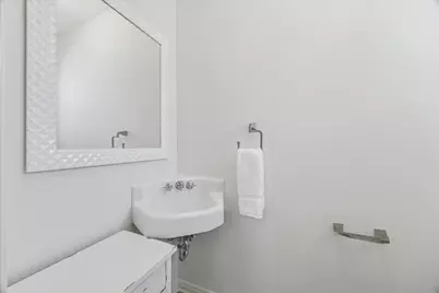 7902 Windswept Lane, Houston, TX 77063 - Photo 17