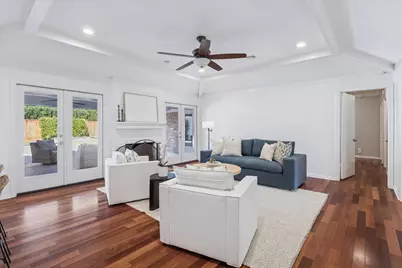 7902 Windswept Lane, Houston, TX 77063 - Photo 7