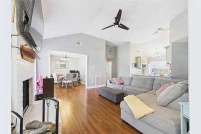 8403 Lazy Brook Lane, La Porte, TX 77571 - Photo 9