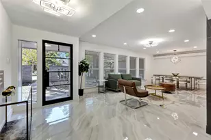 1726 Peer Dr, Houston, TX 77043 - Photo 13