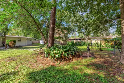 1726 Peer Drive, Houston, TX 77043 - Photo 9