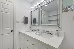 1726 Peer Dr, Houston, TX 77043 - Photo 31