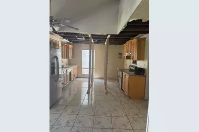 12807 Crow Valley Lane, Houston, TX 77099 - Photo 7