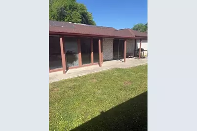 12807 Crow Valley Lane, Houston, TX 77099 - Photo 33