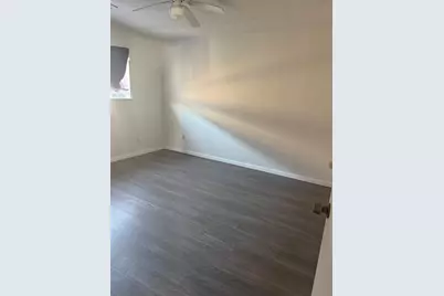 12807 Crow Valley Lane, Houston, TX 77099 - Photo 23