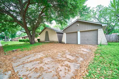 923 Kenforest Drive, Missouri City, TX 77489 - Photo 1