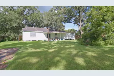 1303 Lake Road, La Marque, TX 77568 - Photo 15