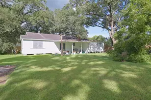 1303 Lake Rd, La Marque, TX 77568 - Photo 15