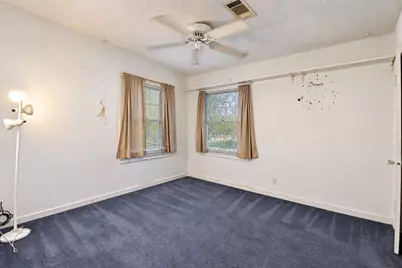 1303 Lake Road, La Marque, TX 77568 - Photo 5