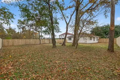16022 Old River Road, Channelview, TX 77530 - Photo 33