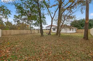 16022 Old River Rd, Channelview, TX 77530 - Photo 33