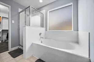 10806 Tallow Briar, Houston, TX 77075 - Photo 19