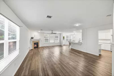 10806 Tallow Briar, Houston, TX 77075 - Photo 5