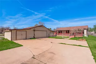 53 Lakeview Dr, Huntsville, TX 77320 - Photo 23