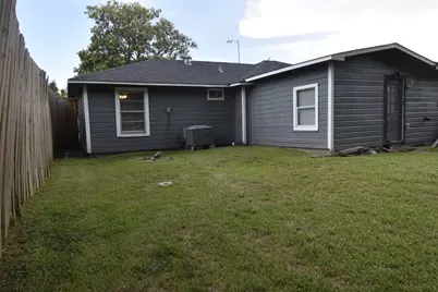 715 E 43rd Street, Houston, TX 77022 - Photo 15