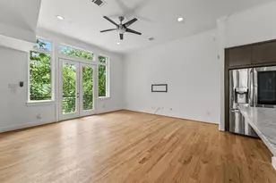 3205 Baron St, Houston, TX 77020 - Photo 11