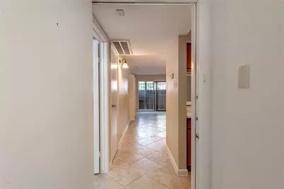 3005 Walnut Bend Lane #12, Houston, TX 77042 - Photo 17