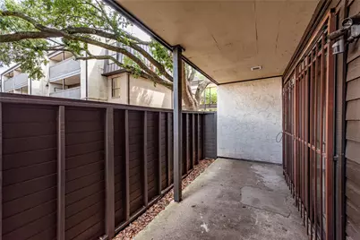 3005 Walnut Bend Lane #12, Houston, TX 77042 - Photo 9