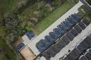 8803 Hollywood Garden Ln, Houston, TX 77080 - Photo 29