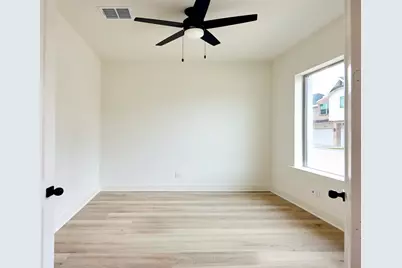 8803 Hollywood Garden Lane, Houston, TX 77080 - Photo 3