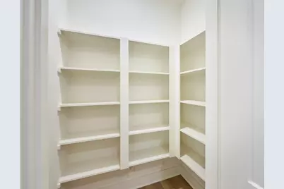 8803 Hollywood Garden Lane, Houston, TX 77080 - Photo 9