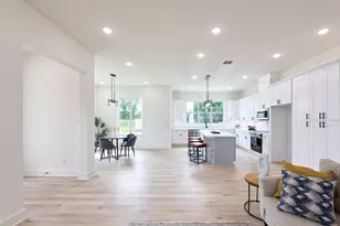 8803 Hollywood Garden Ln, Houston, TX 77080 - Photo 9