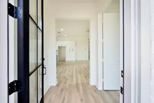 8803 Hollywood Garden Ln, Houston, TX 77080 - Photo 23