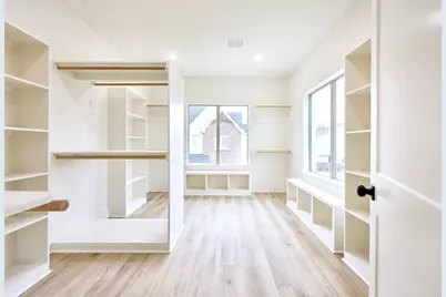 8803 Hollywood Garden Lane, Houston, TX 77080 - Photo 17