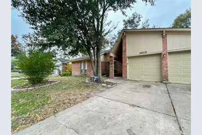 22319 Meadowgate Drive, Spring, TX 77373 - Photo 17